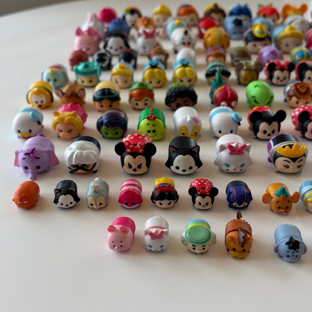 Disney Tsum Tsum Stackable Toy Figurines Lot - Picture 2 of 12